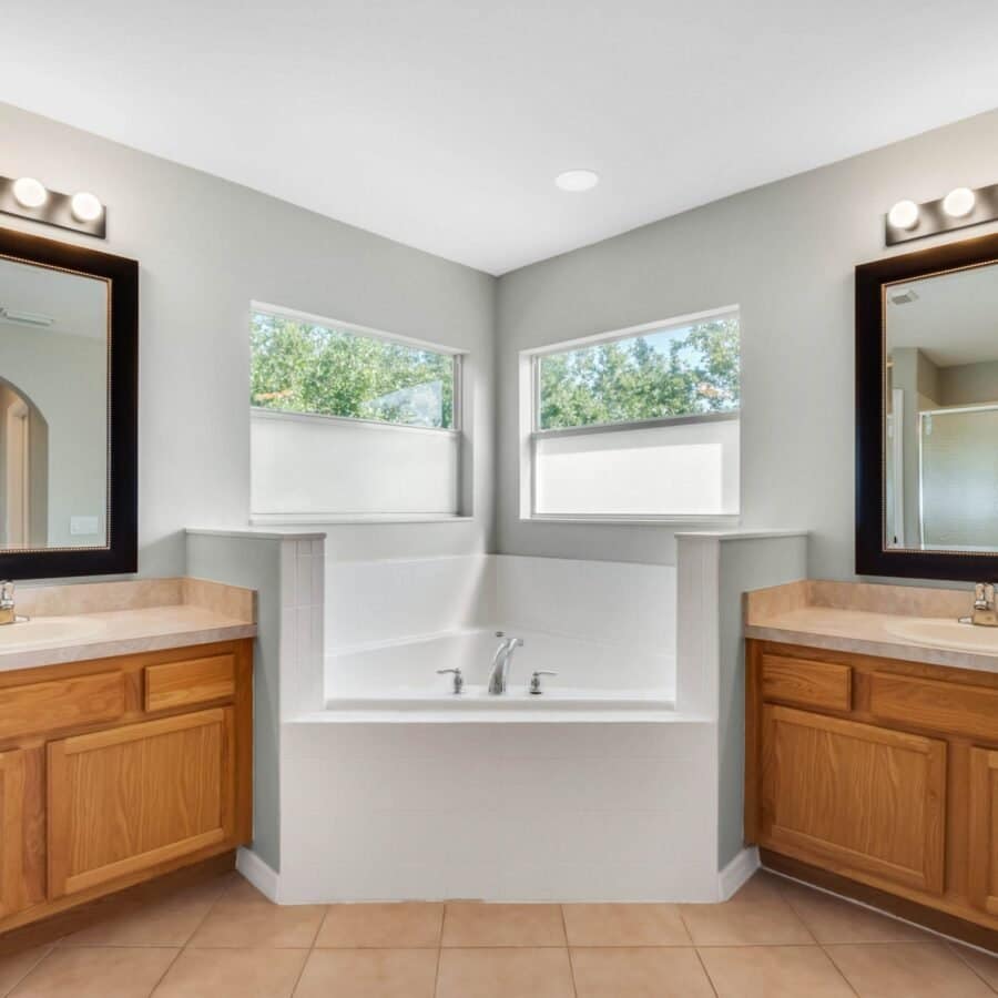 14829-old-thicket-trace-winter-garden-fl-34787-11-scaled-1-900x900