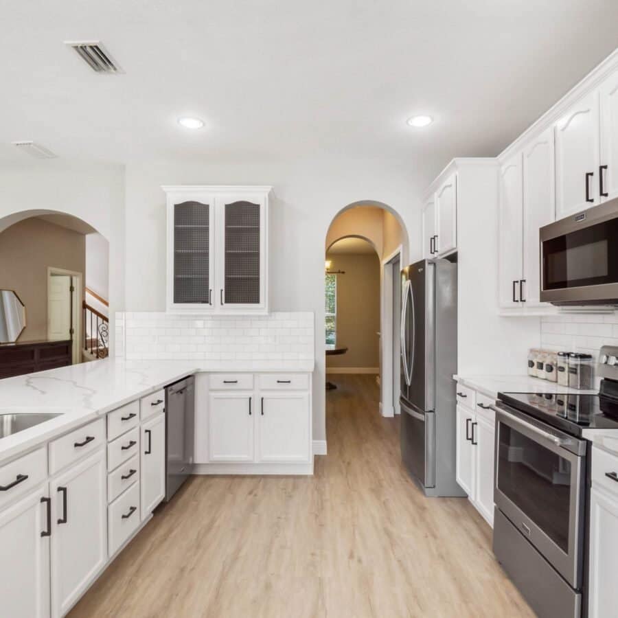 14829-old-thicket-trace-winter-garden-fl-34787-37-scaled-1-900x900