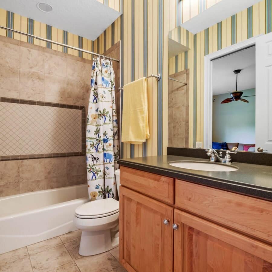 4205-clarice-court-windermere-fl-34786-07-scaled-1-900x900 4205-clarice-court-windermere-fl-34786-07-scaled-1-900x900