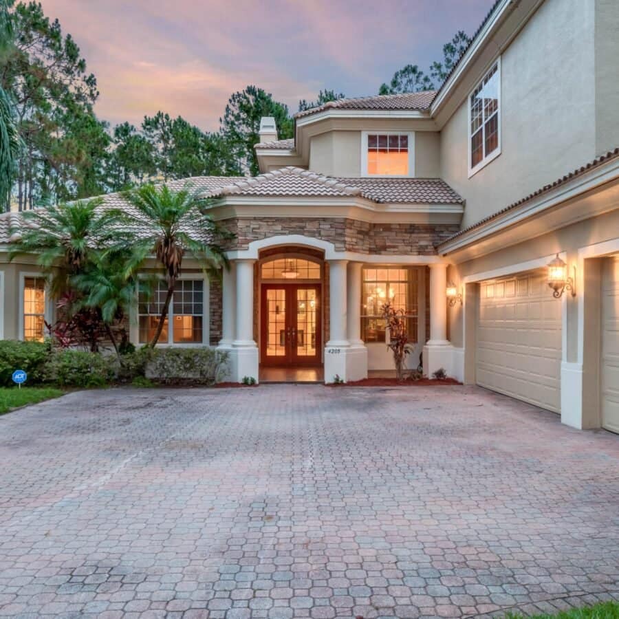 4205-clarice-court-windermere-fl-34786-twilight-90-scaled-1-900x900 4205-clarice-court-windermere-fl-34786-twilight-90-scaled-1-900x900