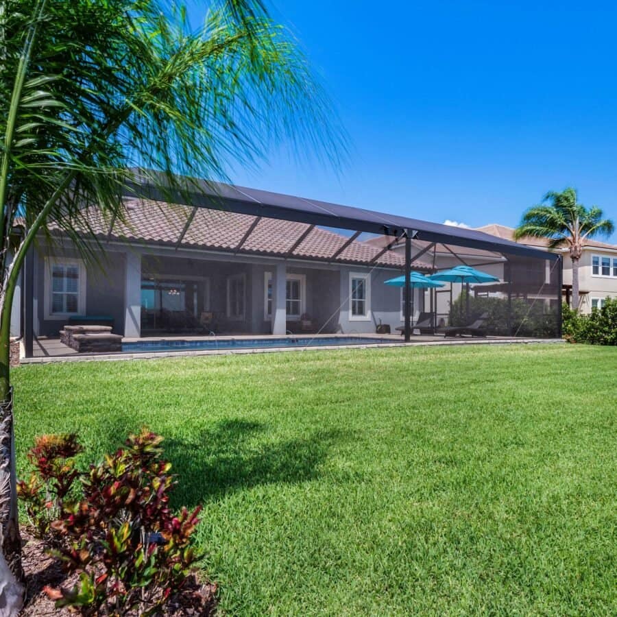 7555-green-mountain-way-winter-garden-fl-34787-49-scaled-1-900x900