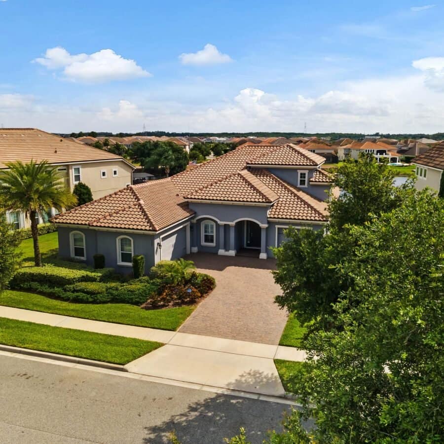 7555-green-mountain-way-winter-garden-fl-34787-52-scaled-1-900x900