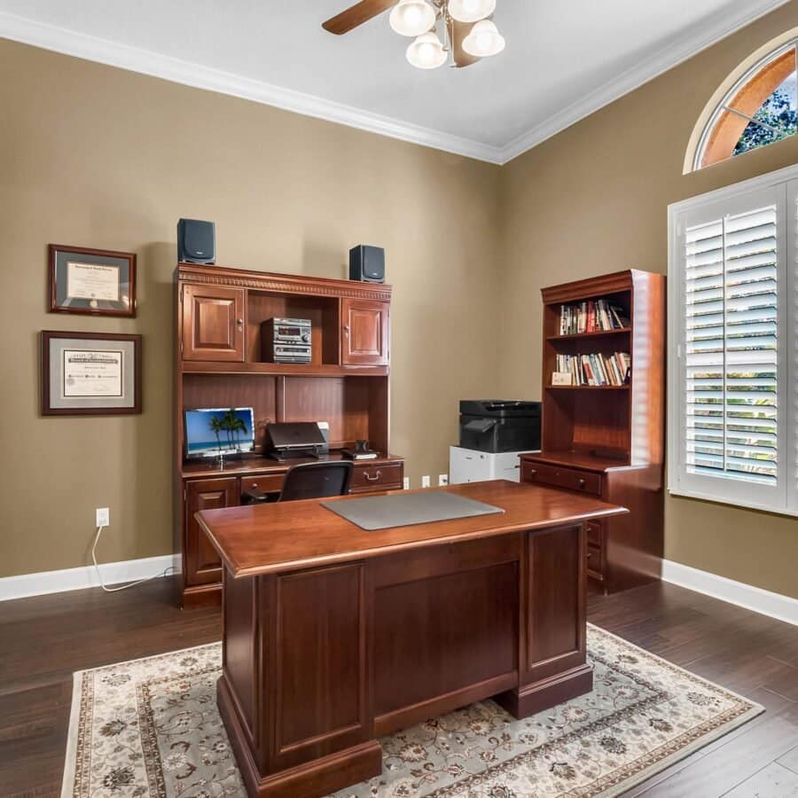 1813-glenbay-court-windermere-fl-34786-31-scaled-1-900x900