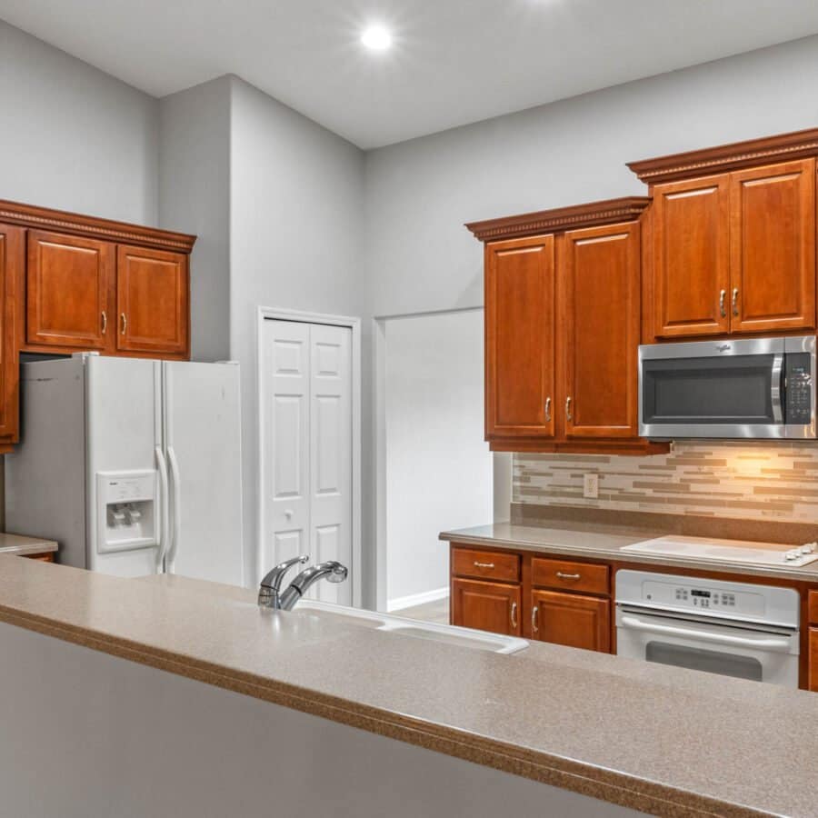 948-burland-circle-11-scaled-900x900