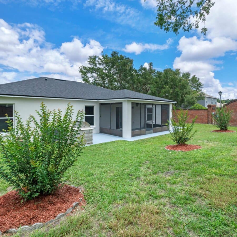 948-burland-circle-36-scaled-900x900