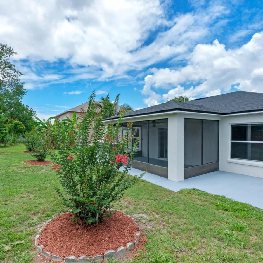 948-burland-circle-37-scaled-900x900