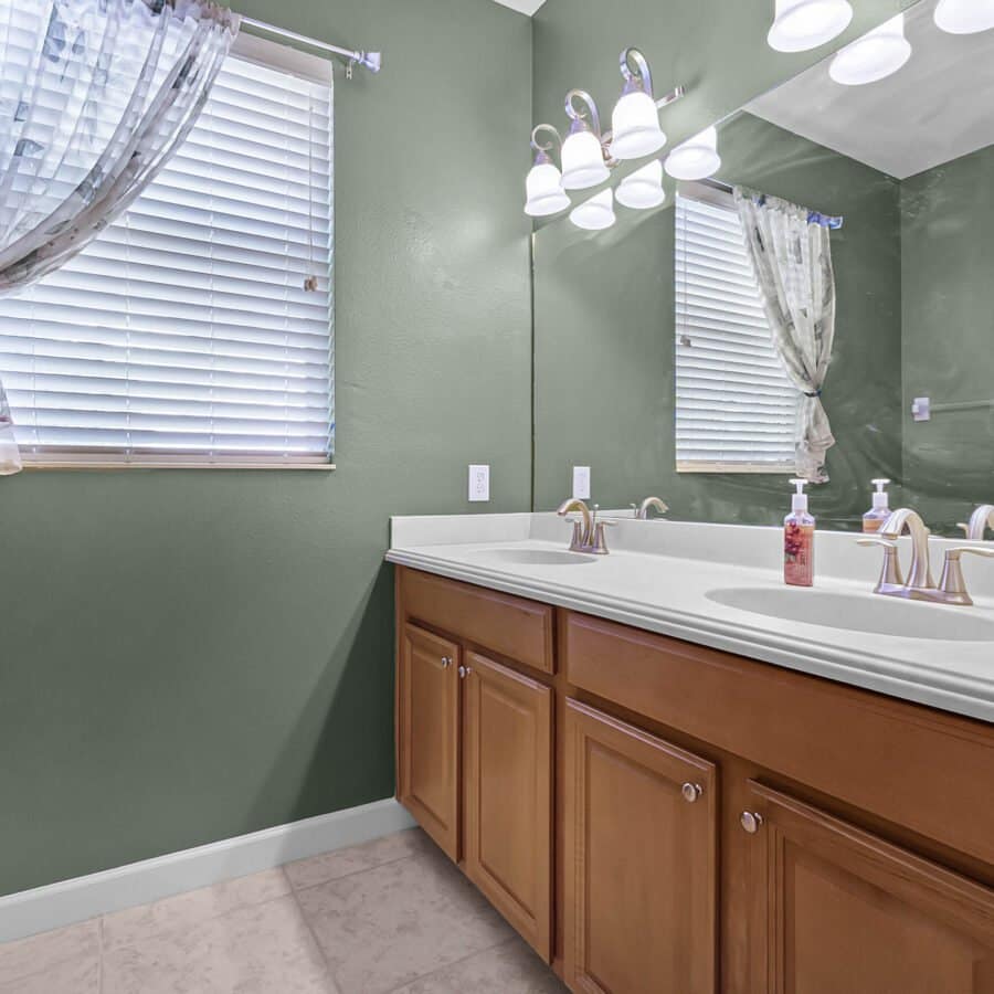 1878-harrier-avenue-clermont-fl-34711-25-scaled-900x900