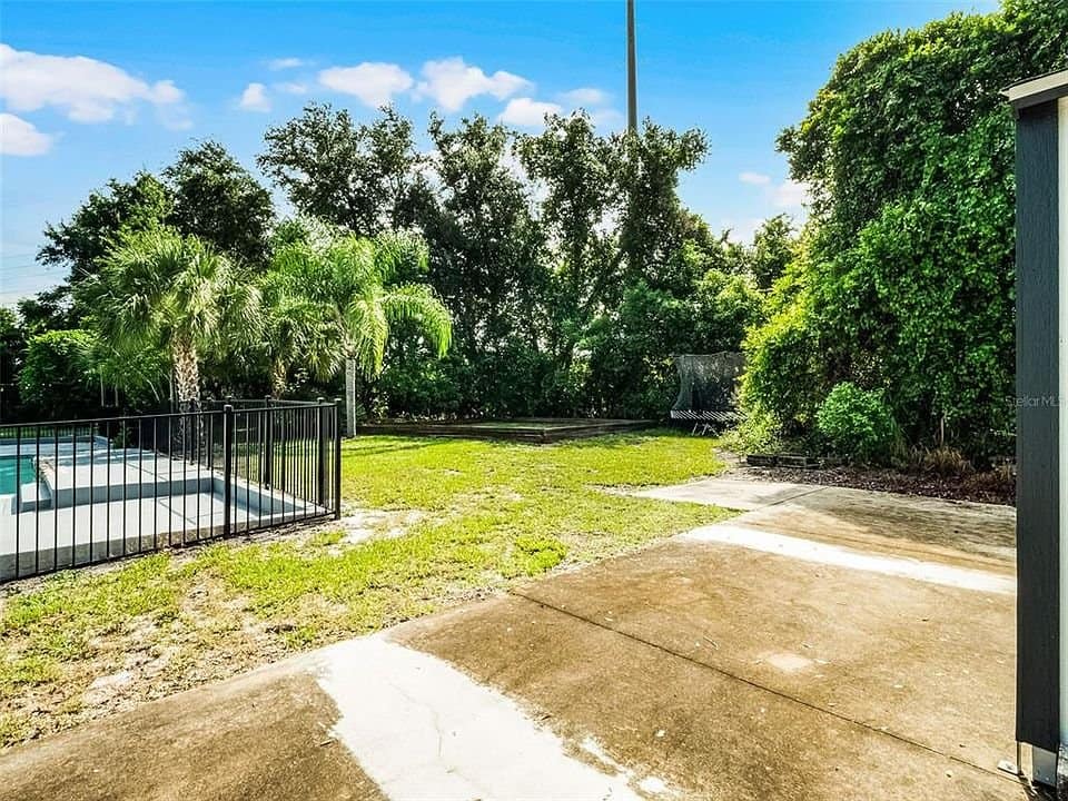 2e5fa4ad558e0852cac8f54240cf2da8-cc_ft_960